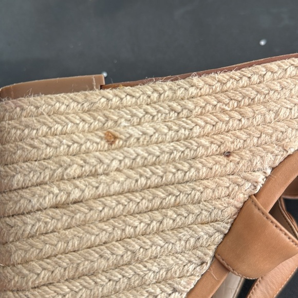 Vince Camuto High Heel Wedges Tan Camel White OpenToe Leather Summer Shoes - Picture 12 of 12